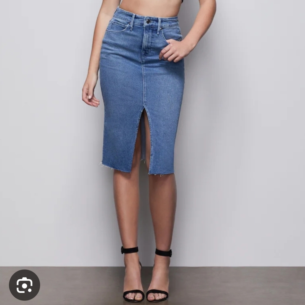 Denim pencil skirt